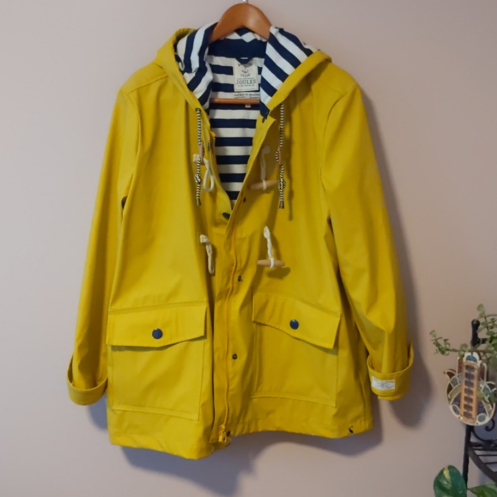 Joules marine grade yellow lined rain jacket